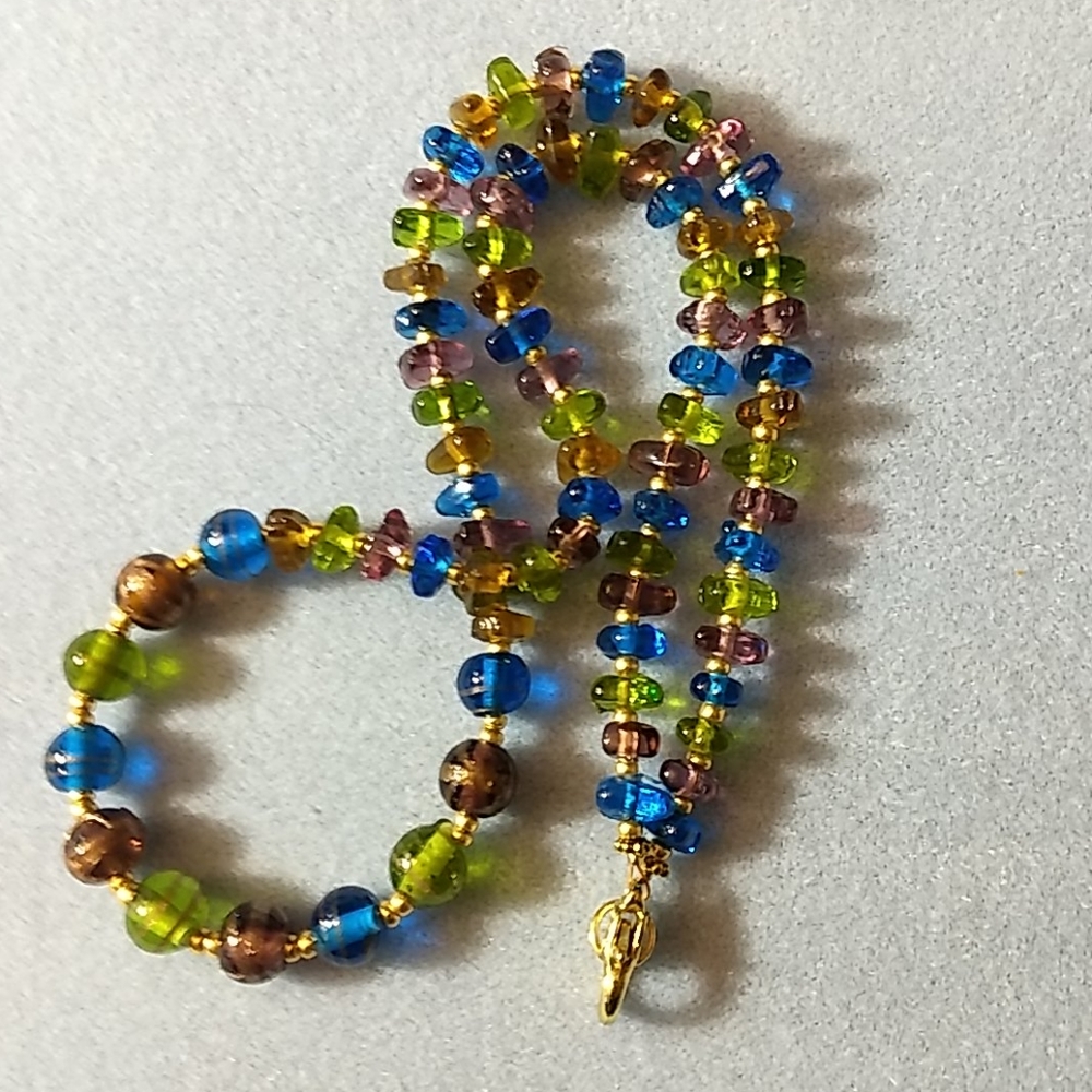 Beautiful glass beaded necklace